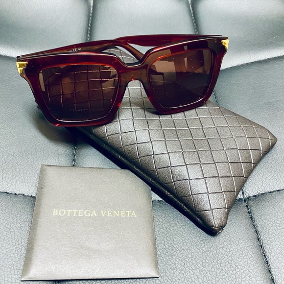 Bottega Veneta Unapologetic Bv05s 
